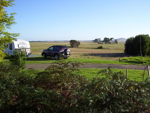 Millicent Hillview Caravan Park - Tourism Canberra 23