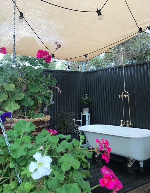 Jasmine\'s Barossa Valley Cottage - Tourism Canberra 9