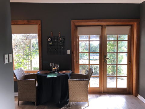 Amande Bed And Breakfast - Tourism Canberra 17