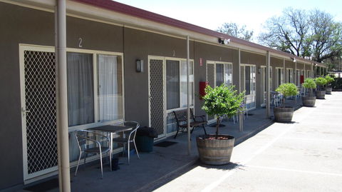 Augusta Courtyard Motel - Tourism Canberra 8