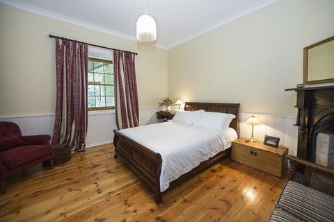 Grand Cru Estate Homestead - Tourism Canberra 12