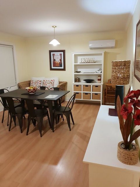Donnybrook Cottages - Donnybrook - Tourism Canberra 3