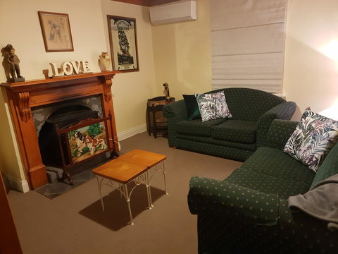 Donnybrook Cottages - Donnybrook - Tourism Canberra 7