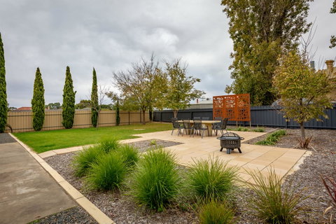 Bilyara House - Tourism Canberra 10
