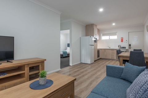 Jurien Bay Motel Apartments - Tourism Canberra 19