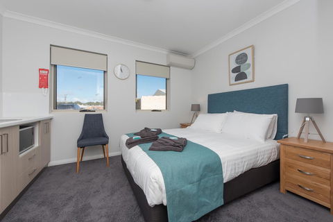Jurien Bay Motel Apartments - Tourism Canberra 23