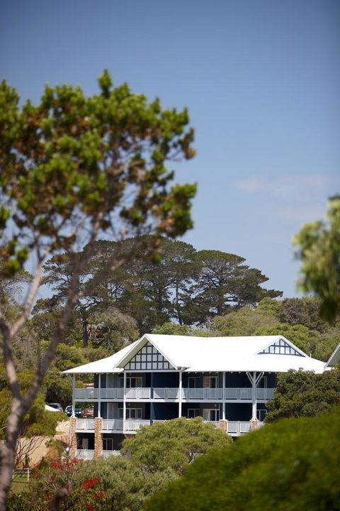 Seashells Yallingup - Tourism Canberra 13