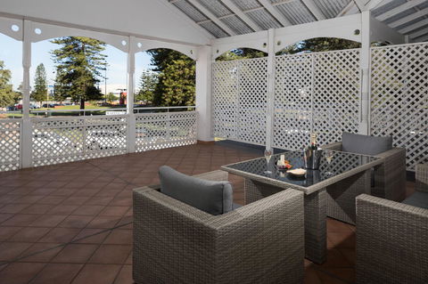 Esplanade Hotel Fremantle - By Rydges - Tourism Canberra 5