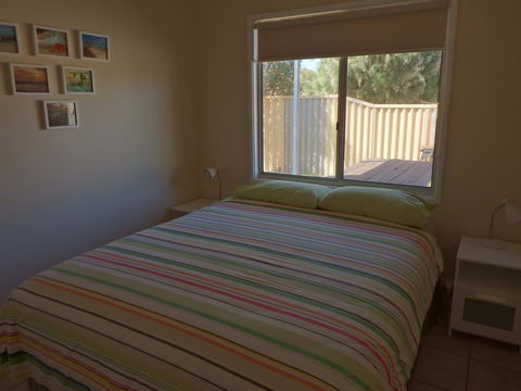 Lazy Lobster Holiday Units & Chalets - Tourism Canberra 25