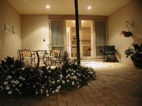 Grapevines Boutique Accommodation - Tourism Canberra 19