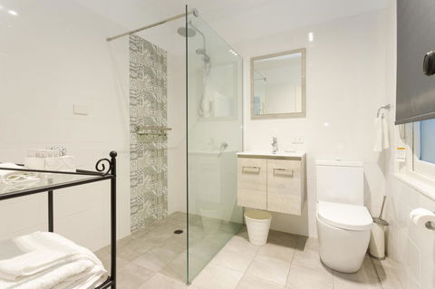 Blue Door Apartments - Tourism Canberra 1