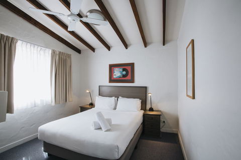 Canal Rocks Beachfront Apartments - Tourism Canberra 14