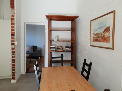 Captain\'s Heritage Cottage - Central Fremantle 2 Bedroom Historic Cottage - Tourism Canberra 3