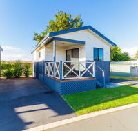 Riverside Cabin Park - Tourism Canberra