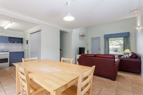 Middleton Beach By The BnB Collection - Tourism Canberra 3