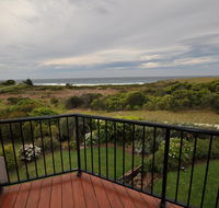 Beachfront Apartments - Tourism Canberra