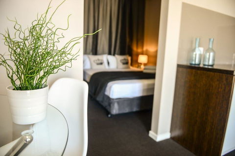 Crossroads Hotel - Tourism Canberra 21
