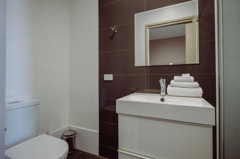 Crossroads Hotel - Tourism Canberra 5