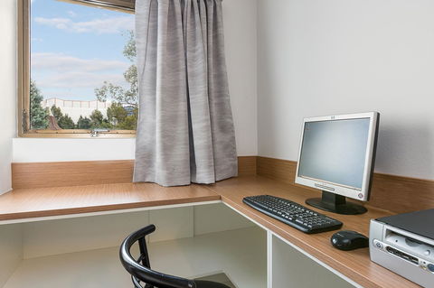 Metro Hotel Miranda - Tourism Canberra 25