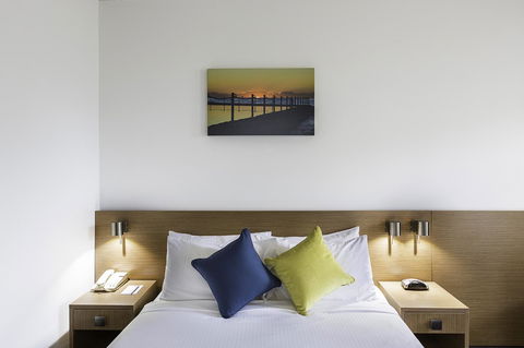 Metro Hotel Miranda - Tourism Canberra 2