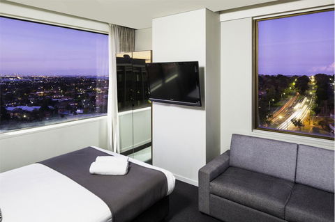 Metro Hotel Miranda - Tourism Canberra 4
