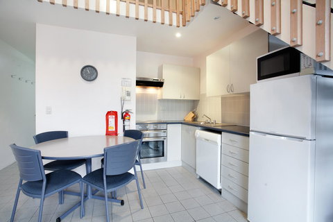 Lantern 1 Bedroom Balcony With Panoramic View - Tourism Canberra 17