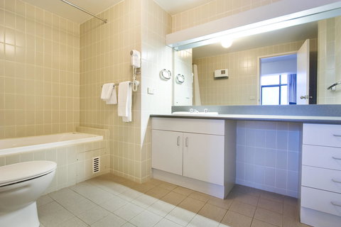 Lantern 1 Bedroom Balcony With Panoramic View - Tourism Canberra 12