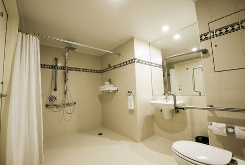 Rydges World Square - Tourism Canberra 18