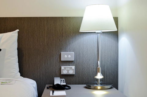 Rydges World Square - Tourism Canberra 9