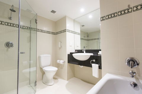 Rydges World Square - Tourism Canberra 4