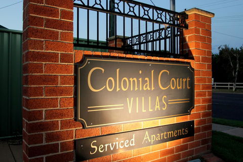 Colonial Court Villas - Tourism Canberra 22