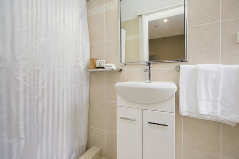 CH Boutique Hotel & Apartments, Ascend Hotel Collection - Tourism Canberra 36