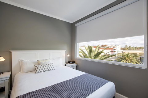 CH Boutique Hotel & Apartments, Ascend Hotel Collection - Tourism Canberra 26