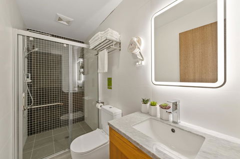 YEHS Hotel Sydney QVB - Tourism Canberra 41