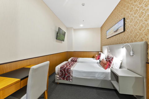 YEHS Hotel Sydney QVB - Tourism Canberra 18