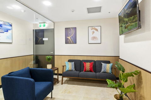 YEHS Hotel Sydney QVB - Tourism Canberra 15