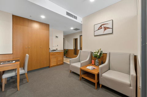 YEHS Hotel Sydney QVB - Tourism Canberra 32