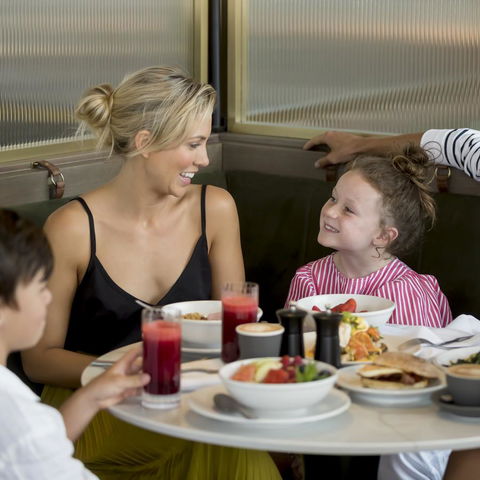 The William Inglis Mgallery - Tourism Canberra 21