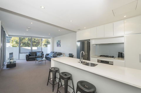 Lakefront 116 Kingston ACT - Tourism Canberra 7