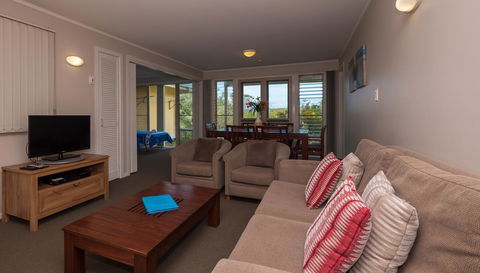 Hastings Cove Holiday Apartments - Tourism Canberra 0