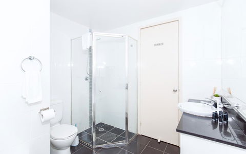 DD Apartments Chinatown - Tourism Canberra 7