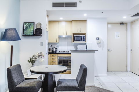 DD Apartments Chinatown - Tourism Canberra 4