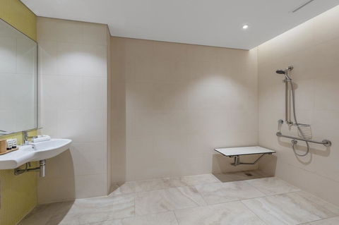 Rydges Australia Square, Formerly Tank Stream Hotel - Tourism Canberra 28