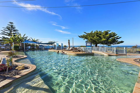 Blue Lagoon Beach Resort - Tourism Canberra 5