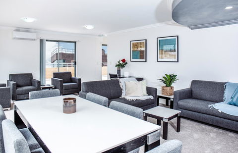 DD Apartments On Darling Harbour - Tourism Canberra 10