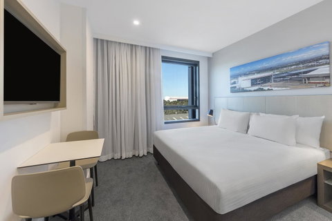 Travelodge Hotel Sydney Airport - Tourism Canberra 24