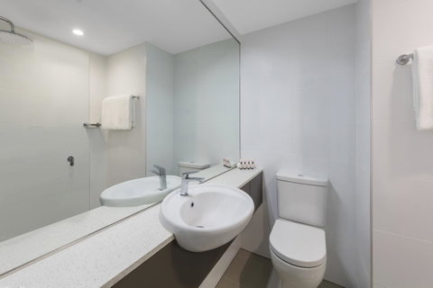 Travelodge Hotel Sydney Airport - Tourism Canberra 25