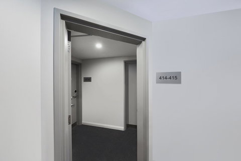 Travelodge Hotel Sydney Airport - Tourism Canberra 3