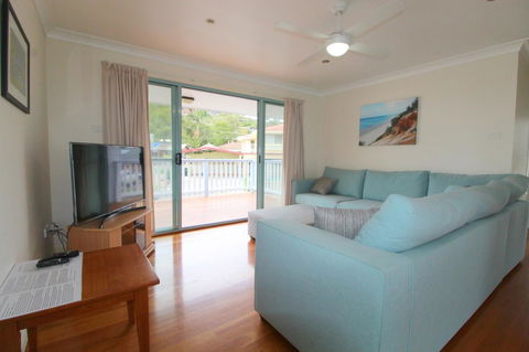 Anglesea, 17 Hodgson Street - Tourism Canberra 2