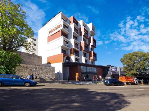 Value Suites Green Square - Tourism Canberra 1